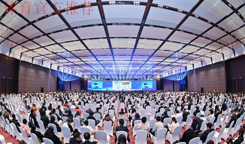 第六届亚足联医学大会会前工作坊首日会议在蓉举行